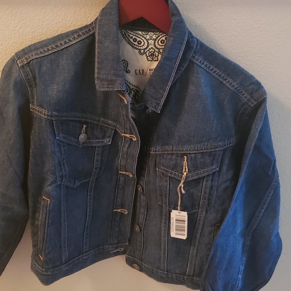 Gap Recycled Cropped Iconic Denim Jacket